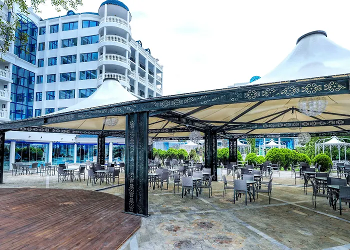 Chaika Beach ResortГотель